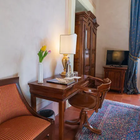 Rinalducci Hotell 4*